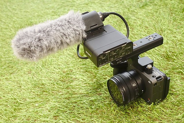 Cinema Lineカメラ用アクセサリー『XLR-H1』発売 - ソニーの新商品
