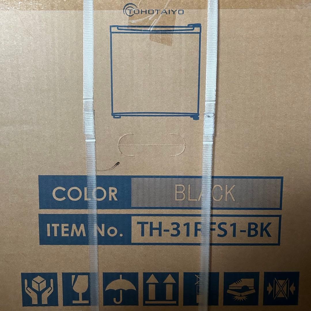 [新品未使用] TOHOTAIYO 小型冷凍庫 TH-31RFS1-BK 31L