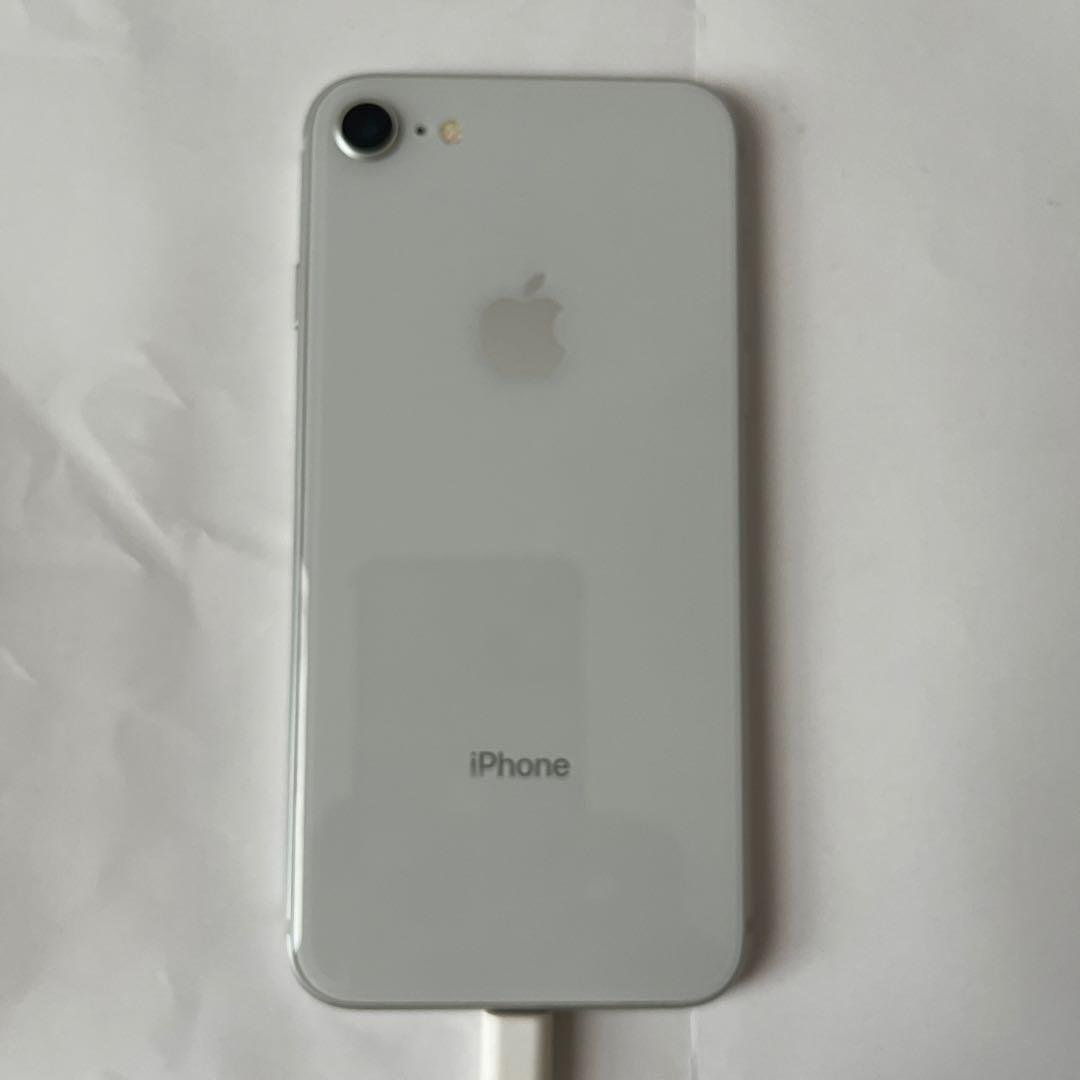 Apple iPhone 8 64GB シルバー