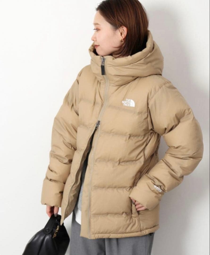 美品　ノースフェイス　ビレイヤーパーカー xsベージュ THE NORTH FACE（ザ ノースフェイス） ビレイヤーパーカ ダウン
