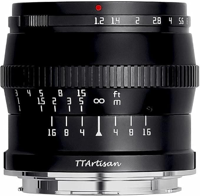 TTArtisan 50mm F1.2 Lマウント ブラック TTArtisanが50mm F1.2レンズを発売 － APS-CとMFTマウント | CineD