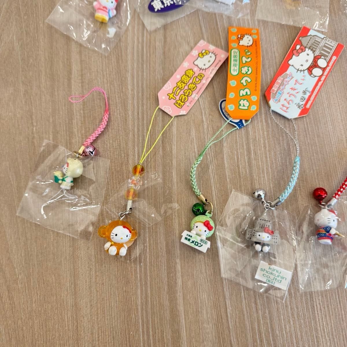 ご当地キティ ハローキティ ストラップ まとめ売り キティちゃん